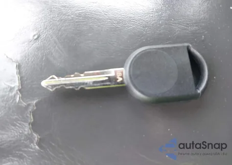 2005 Mazda Tribute S from USA, damaged, VIN 4F2YZ04175KM29269